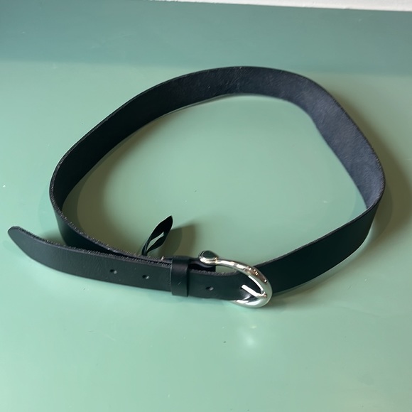 Urban Outfitters Black Leather Belt - Picture 3 of 3